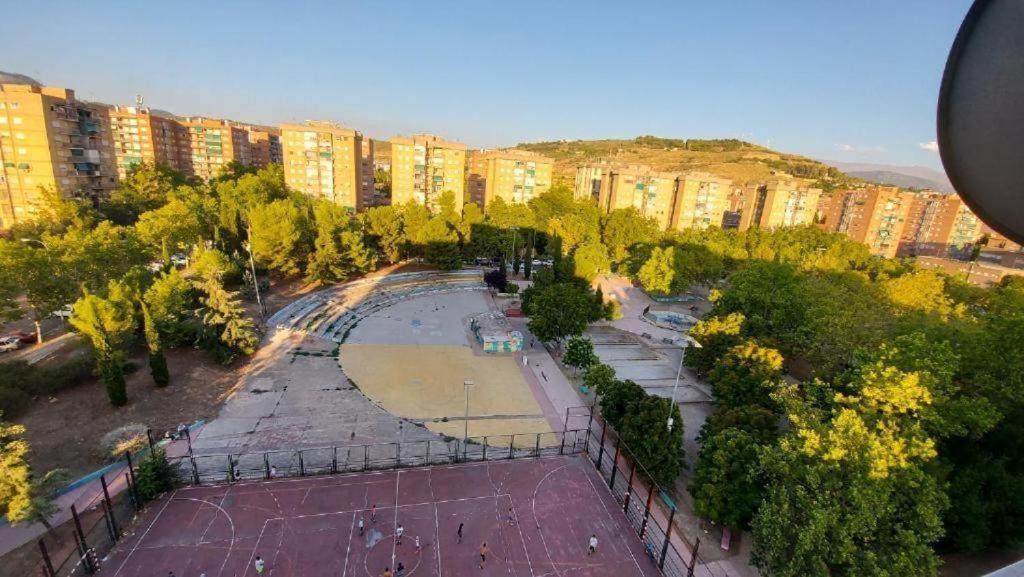 Spacious Room With Private Key And Wifi Granada Exterior foto