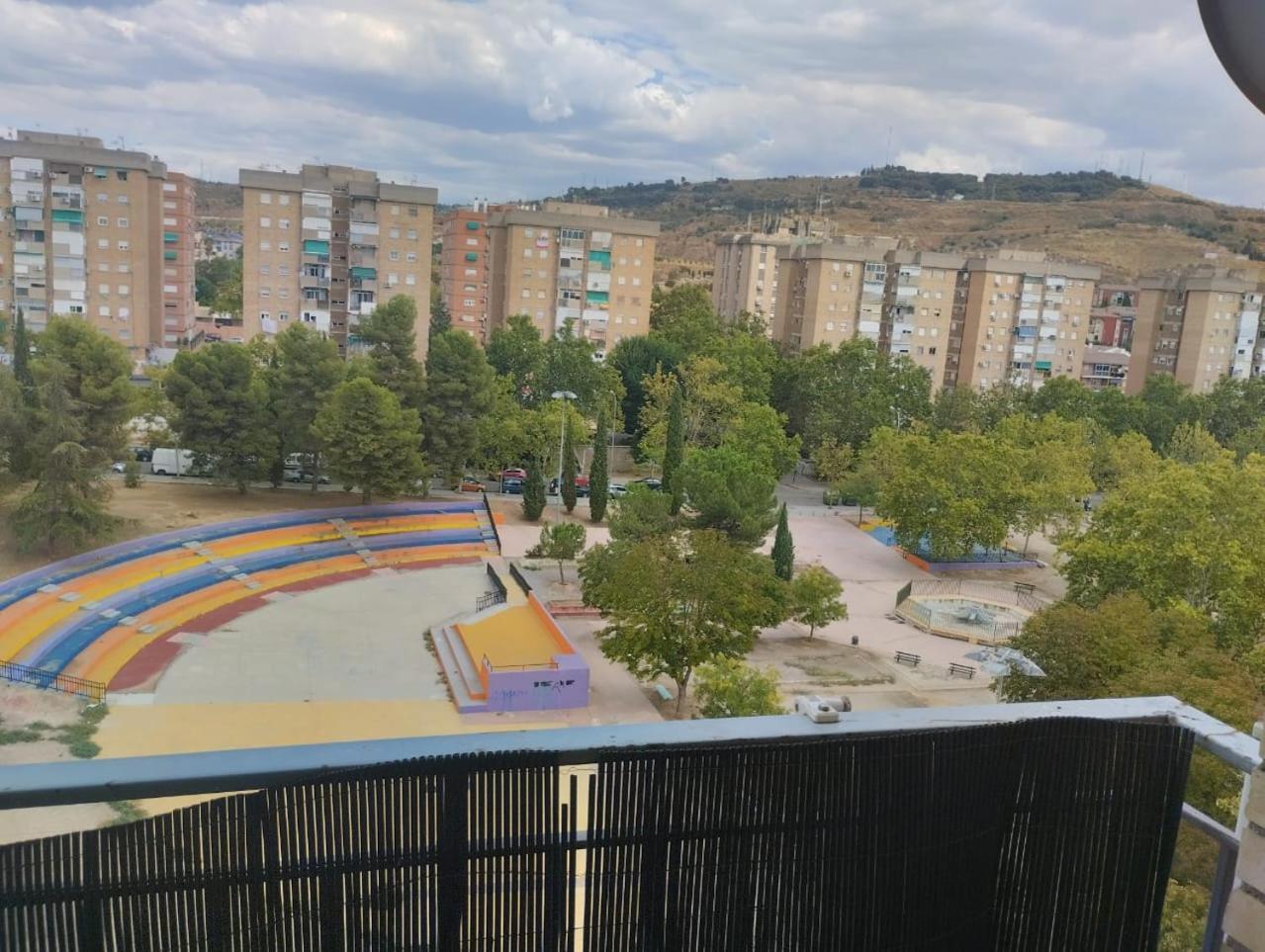 Spacious Room With Private Key And Wifi Granada Exterior foto